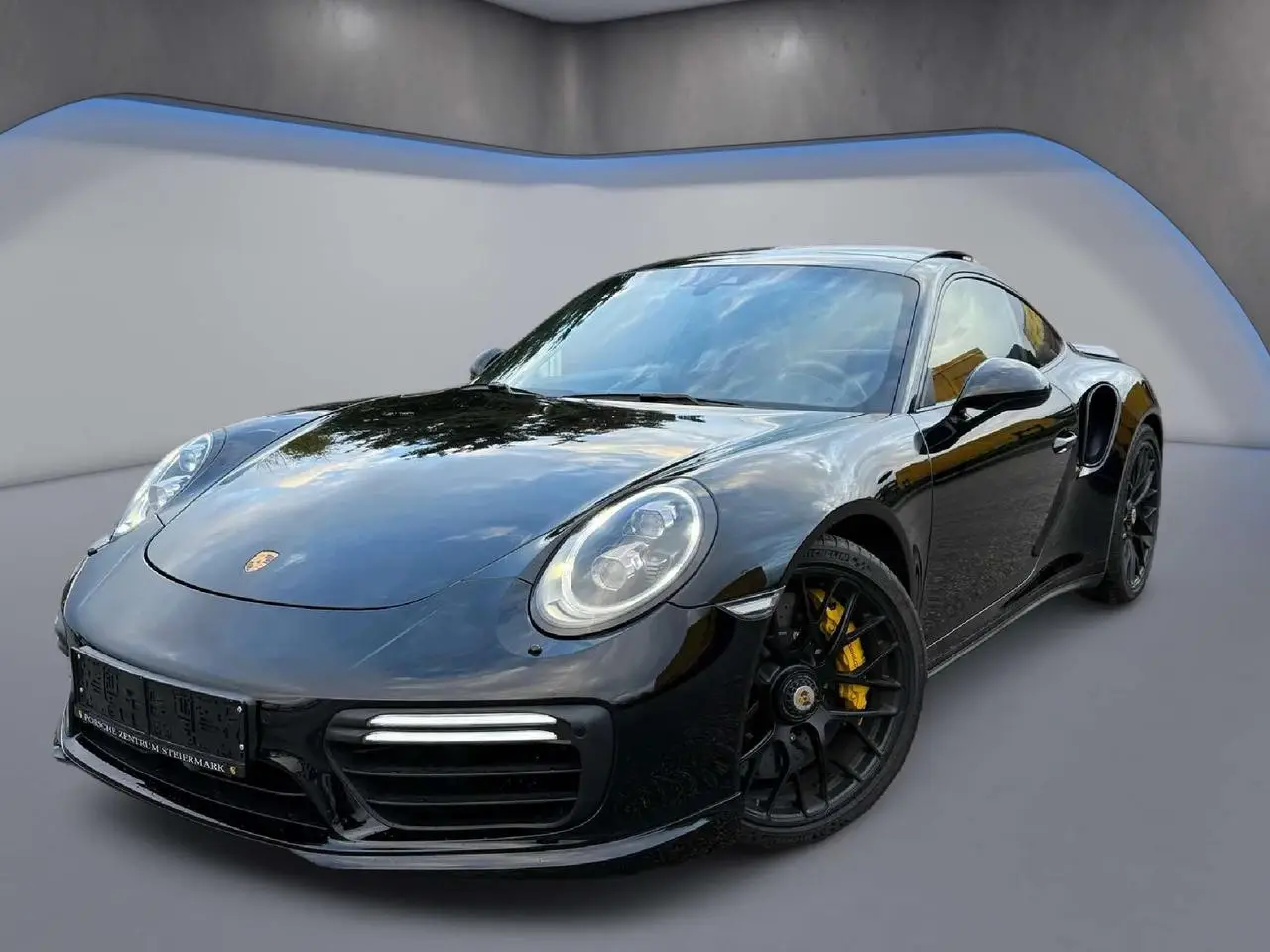 Photo 1 : Porsche 991 2018 Essence