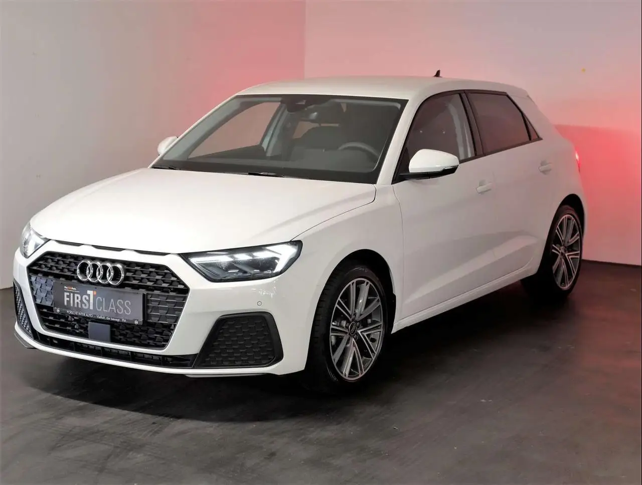 Photo 1 : Audi A1 2024 Petrol