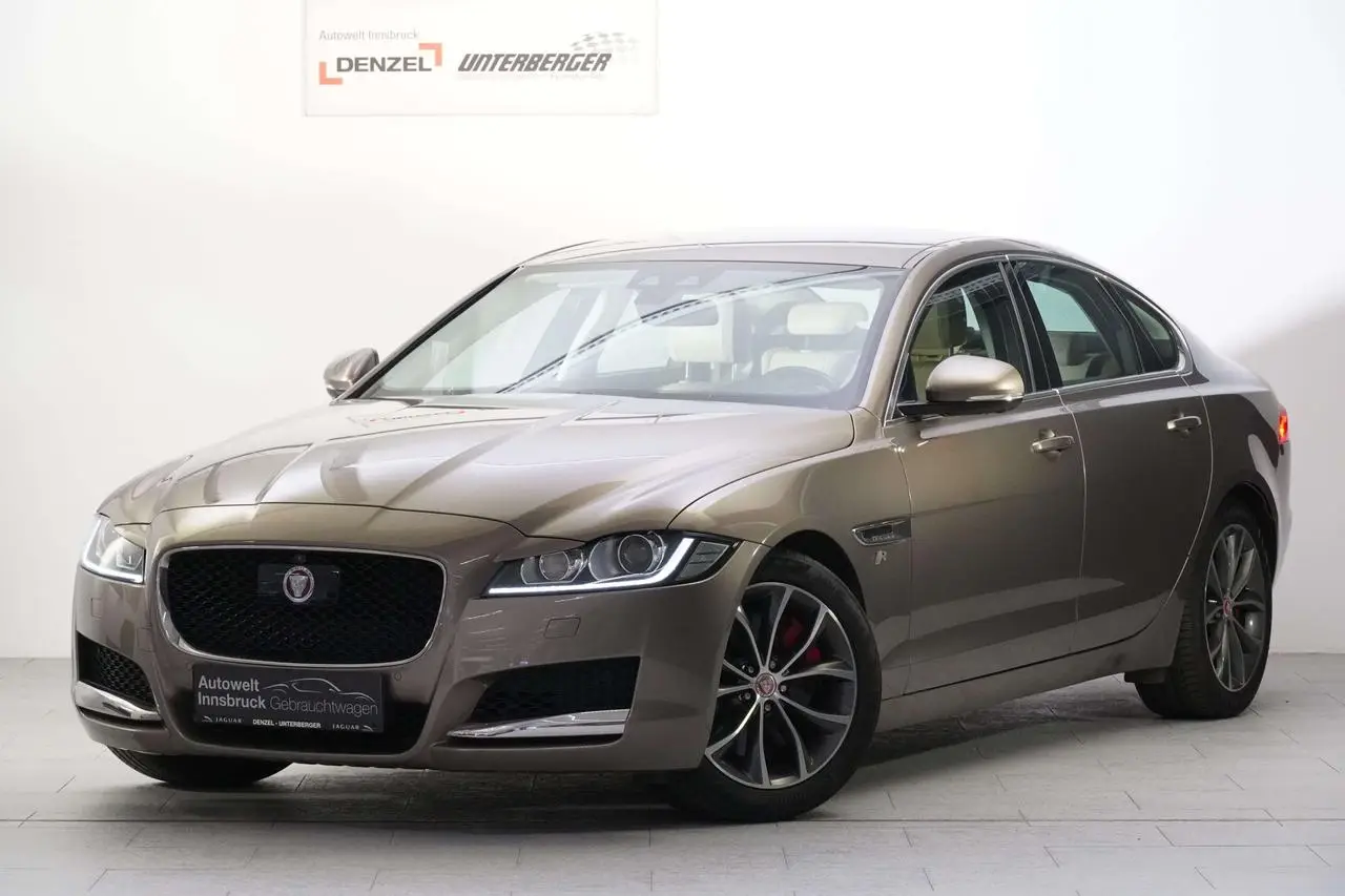 Photo 1 : Jaguar Xf 2015 Diesel