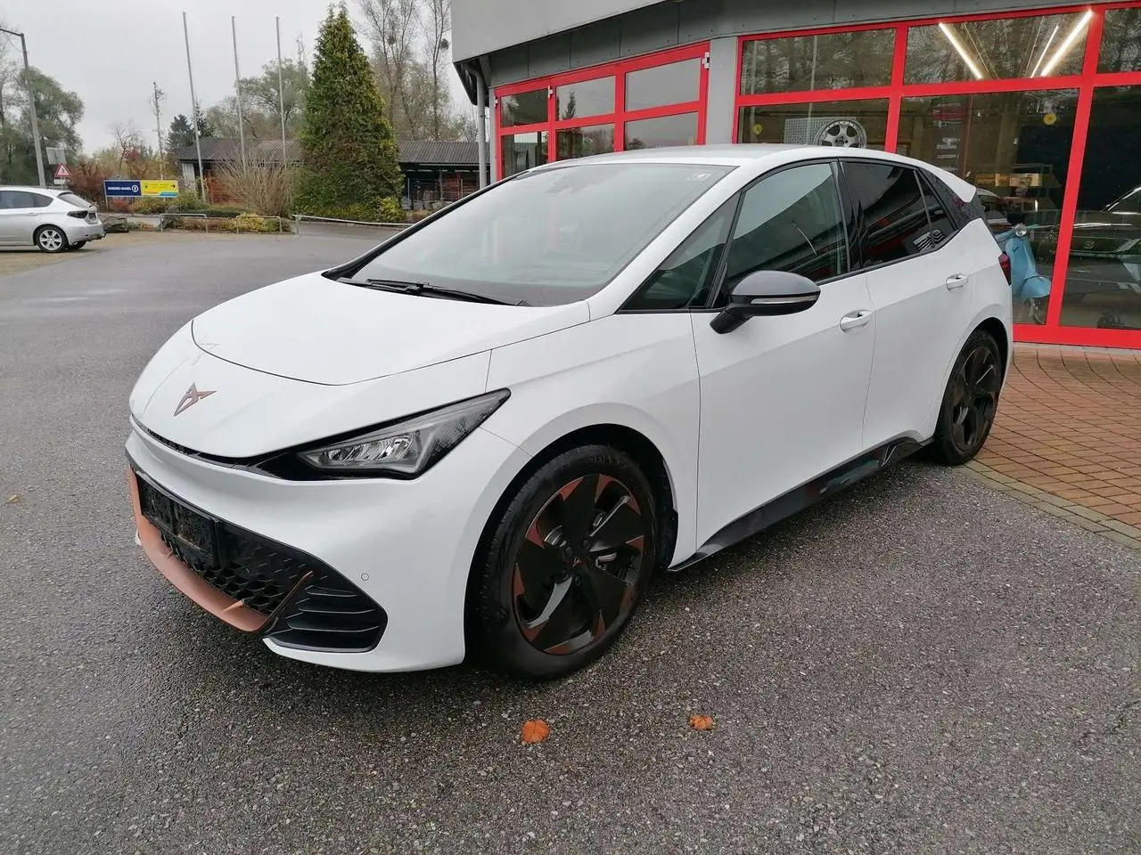 Photo 1 : Cupra Born 2023 Electric