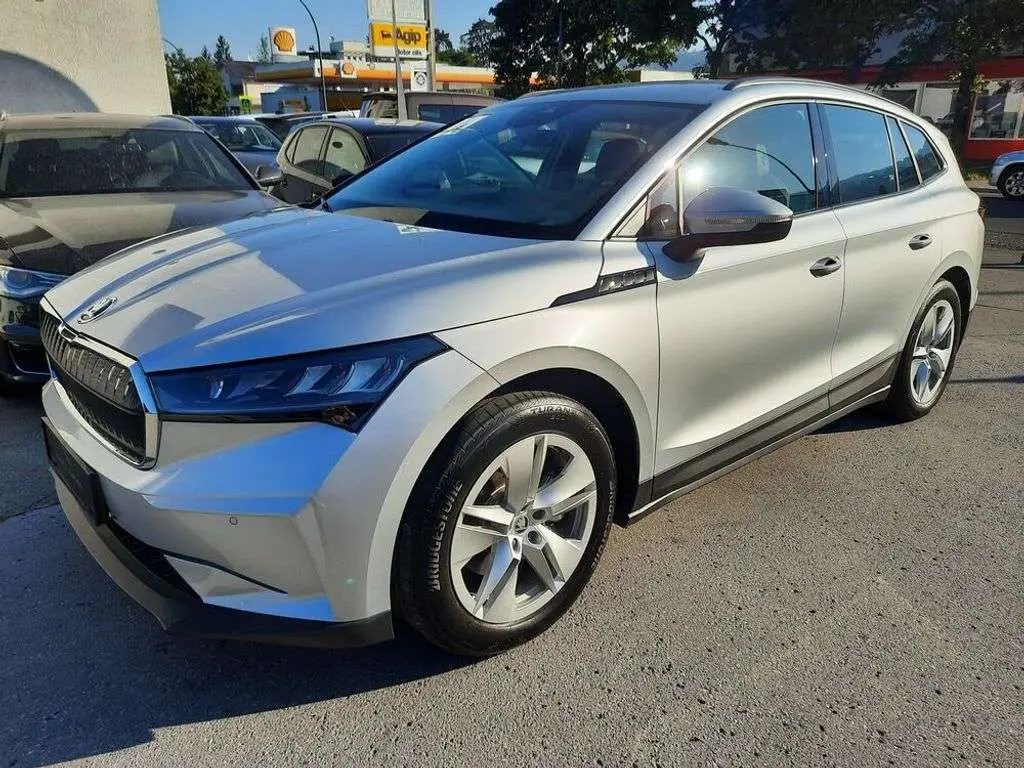 Photo 1 : Skoda Enyaq 2021 Électrique