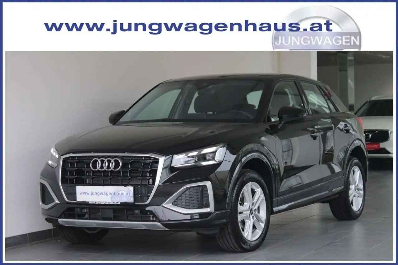 Photo 1 : Audi Q2 2023 Essence