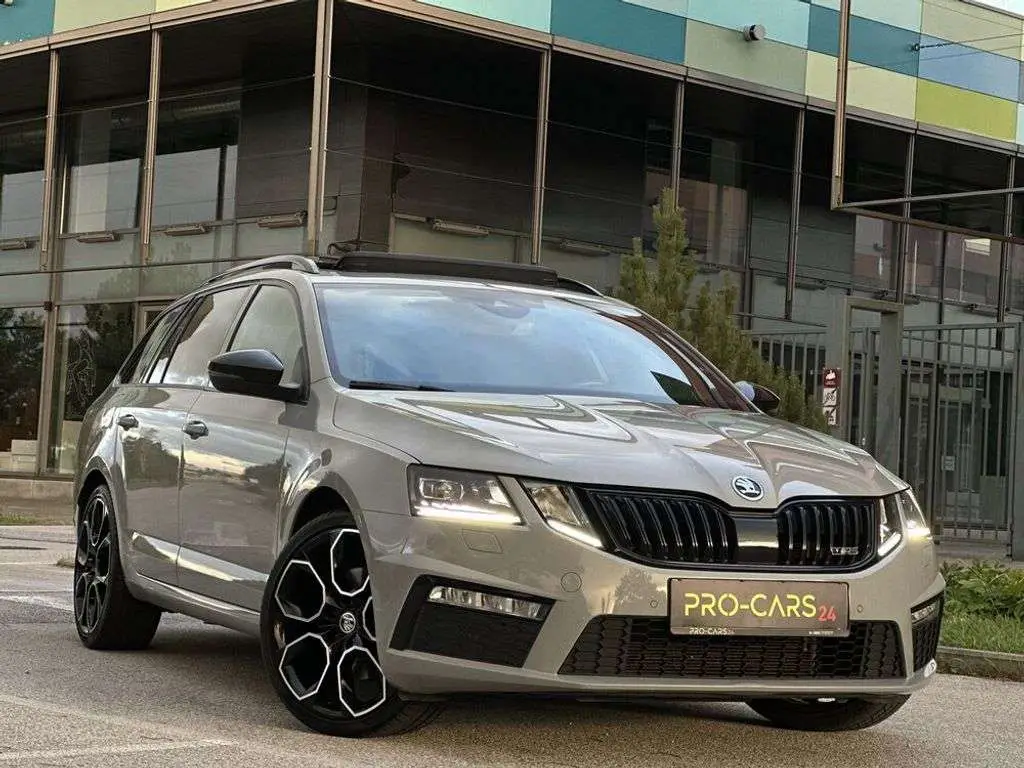 Photo 1 : Skoda Octavia 2019 Diesel