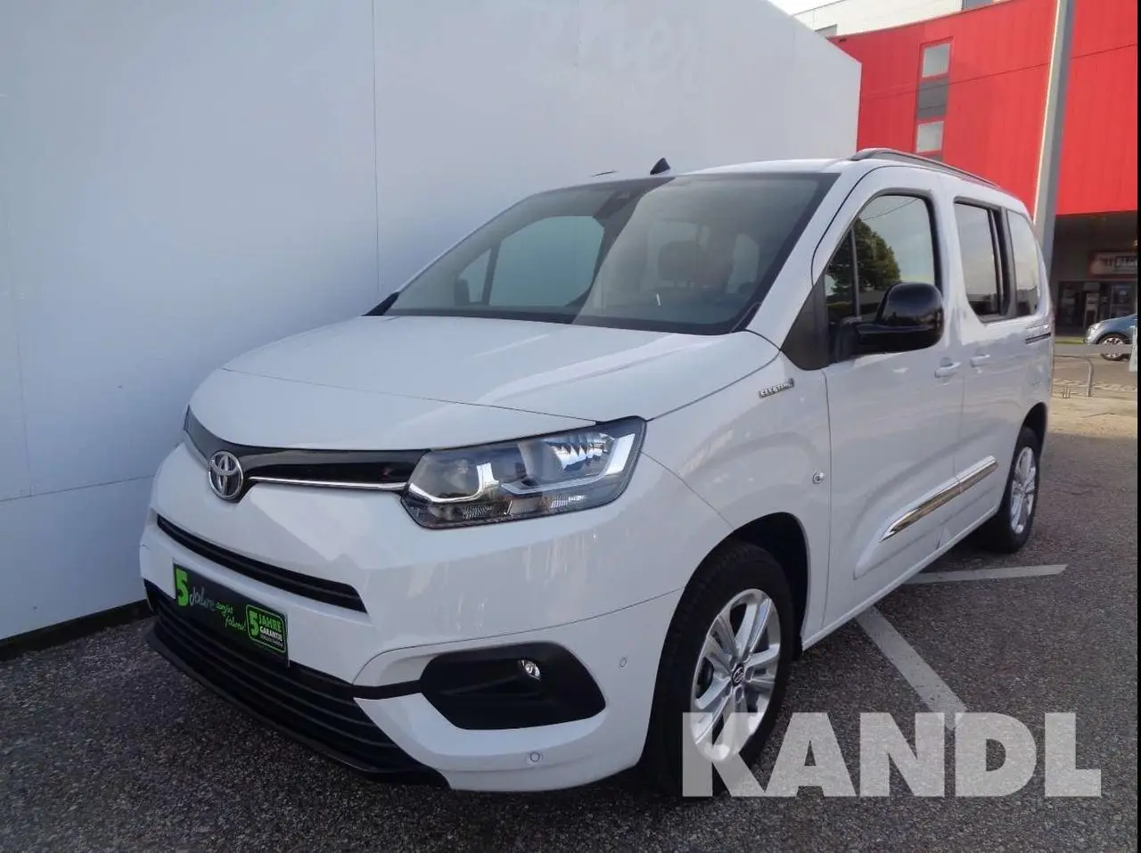 Photo 1 : Toyota Proace 2024 Essence