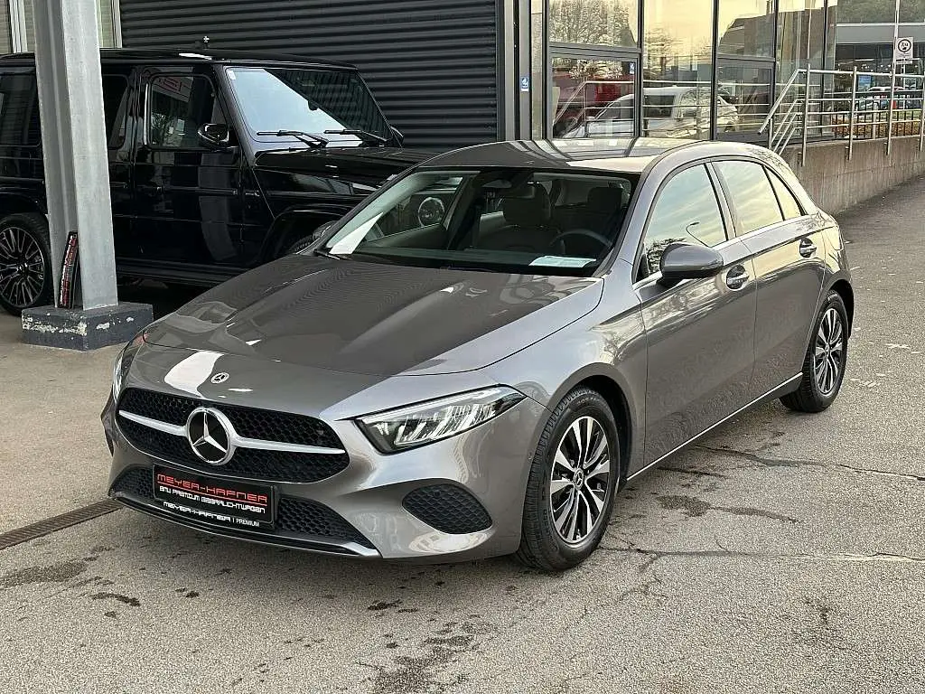 Photo 1 : Mercedes-benz Classe A 2023 Essence