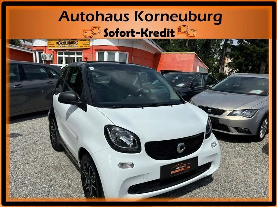 Photo 1 : Smart Fortwo 2017 Petrol