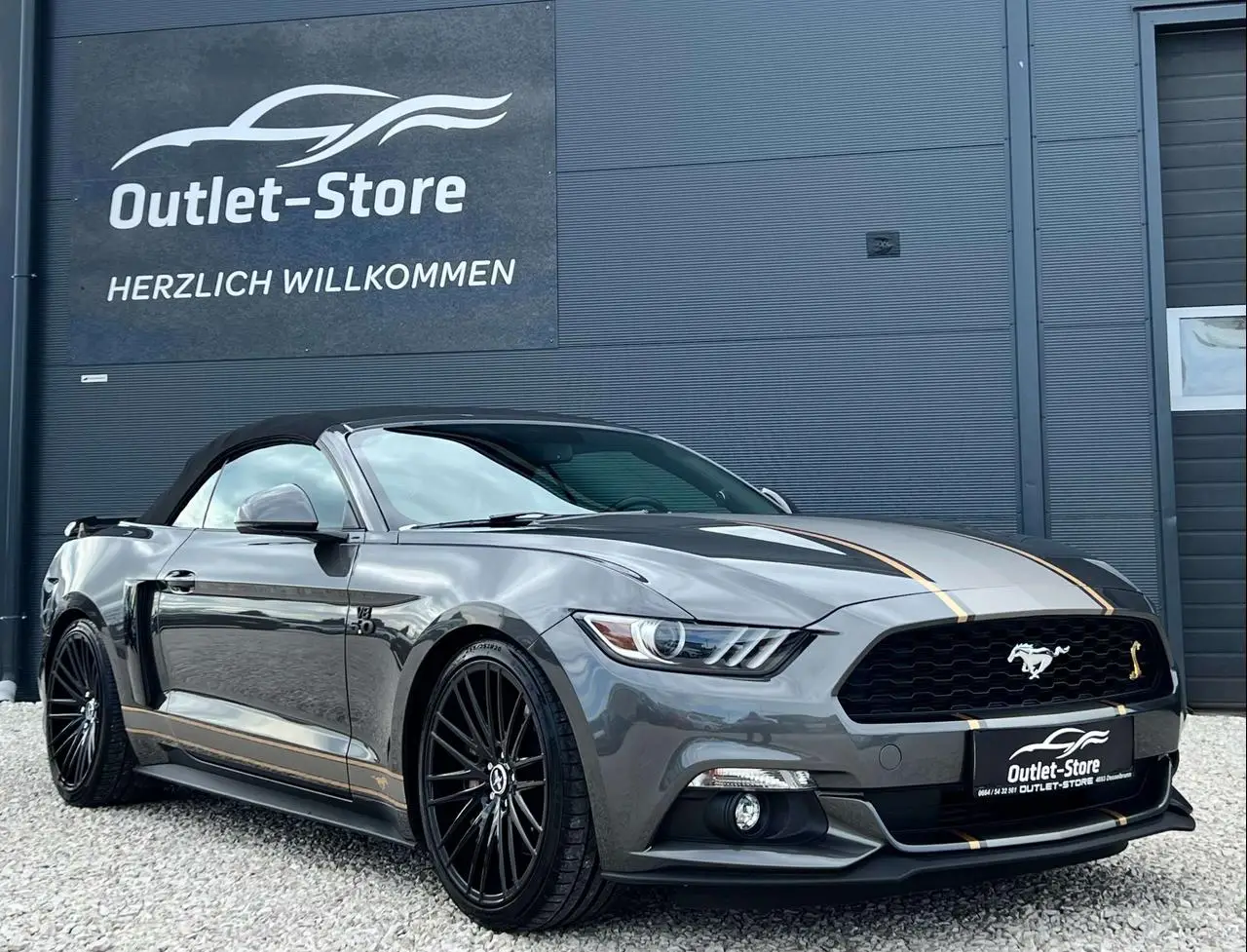 Photo 1 : Ford Mustang 2015 Essence