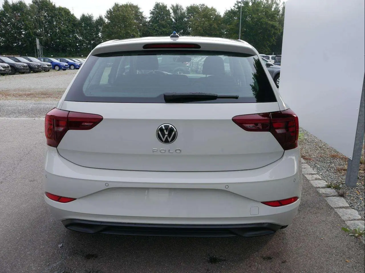 Photo 1 : Volkswagen Polo 2024 Petrol