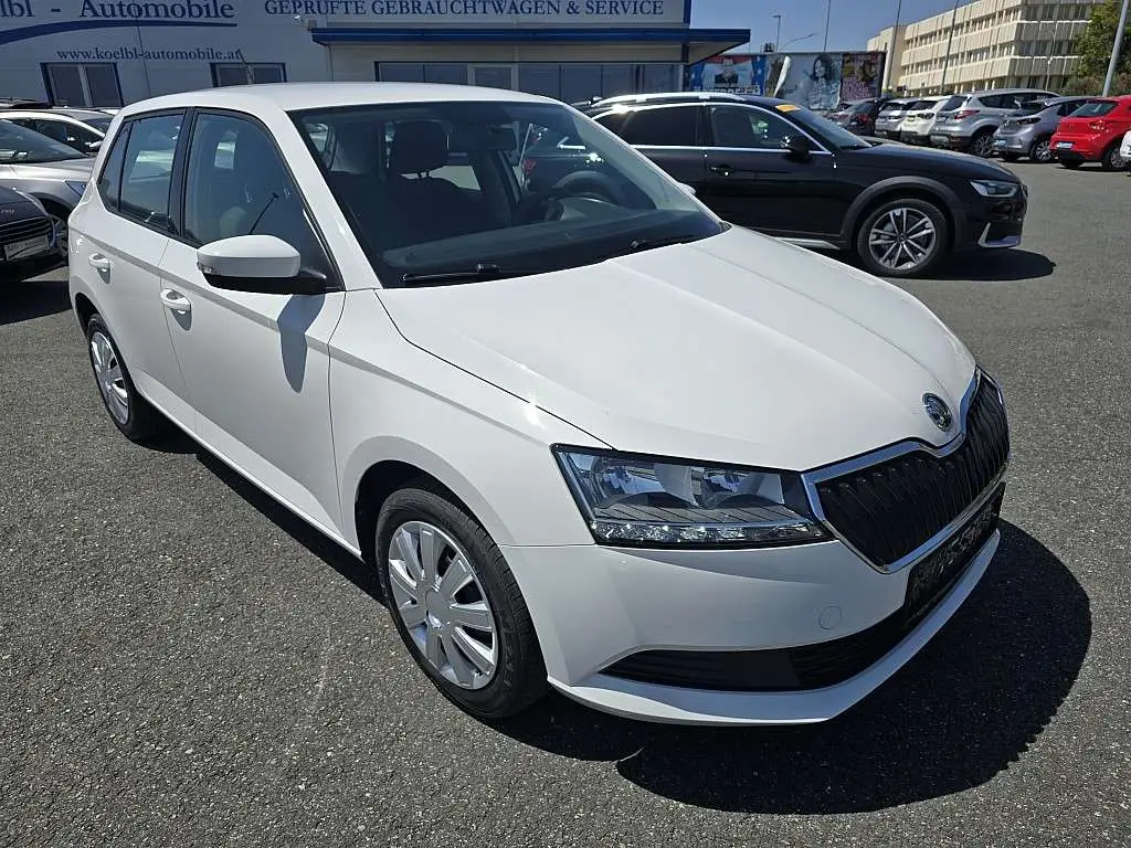 Photo 1 : Skoda Fabia 2021 Essence