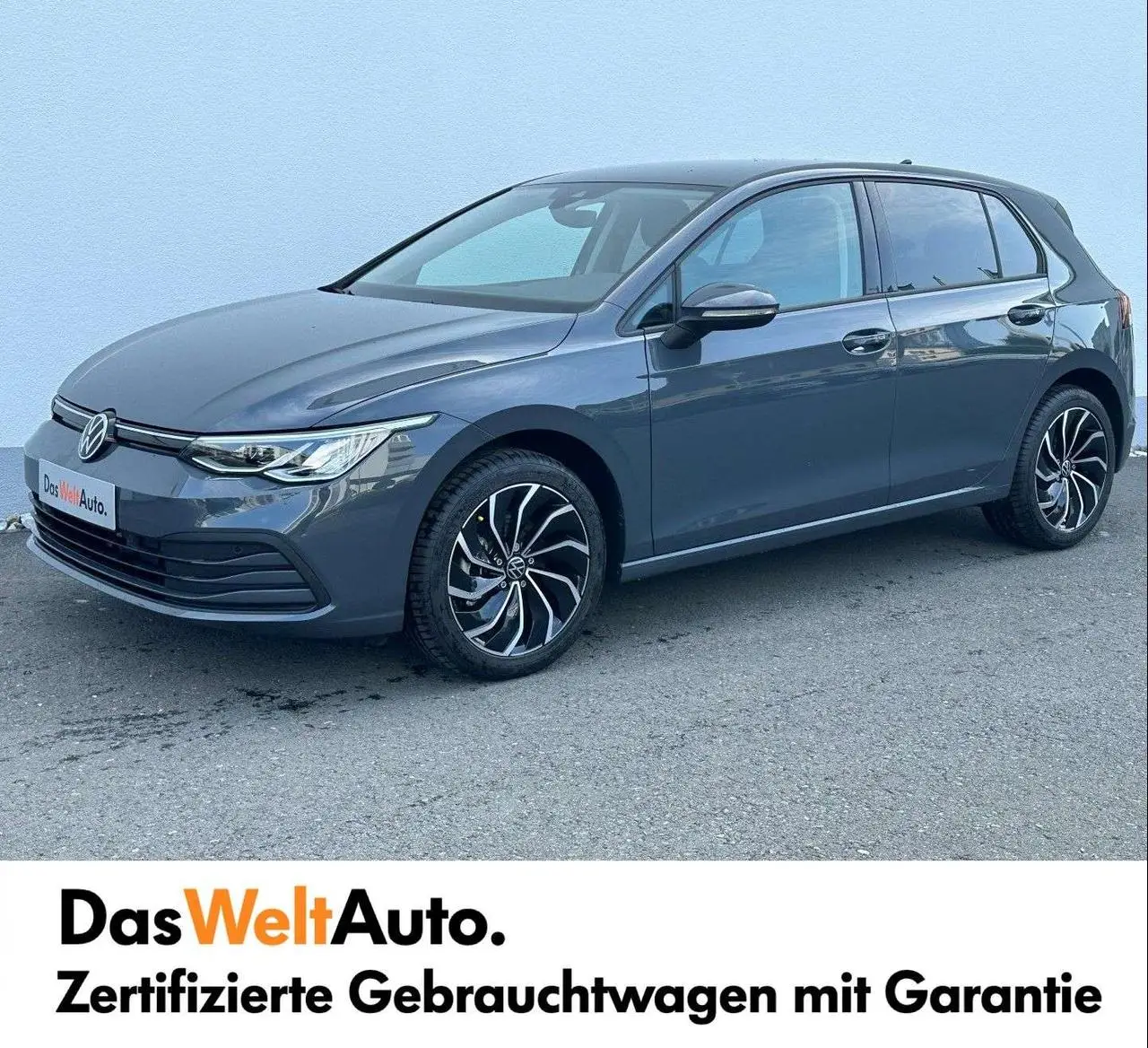 Photo 1 : Volkswagen Golf 2024 Petrol