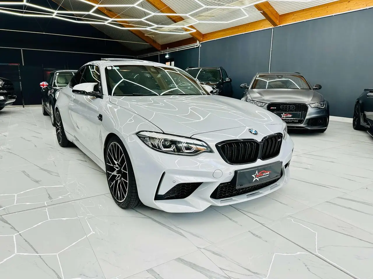 Photo 1 : Bmw M2 2018 Petrol