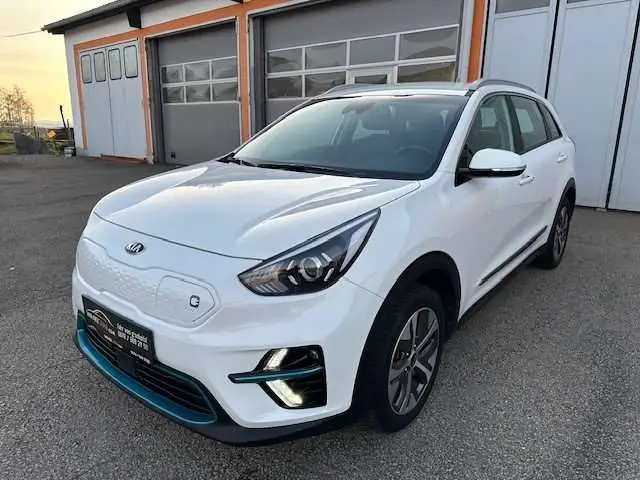 Photo 1 : Kia E-niro 2021 Électrique