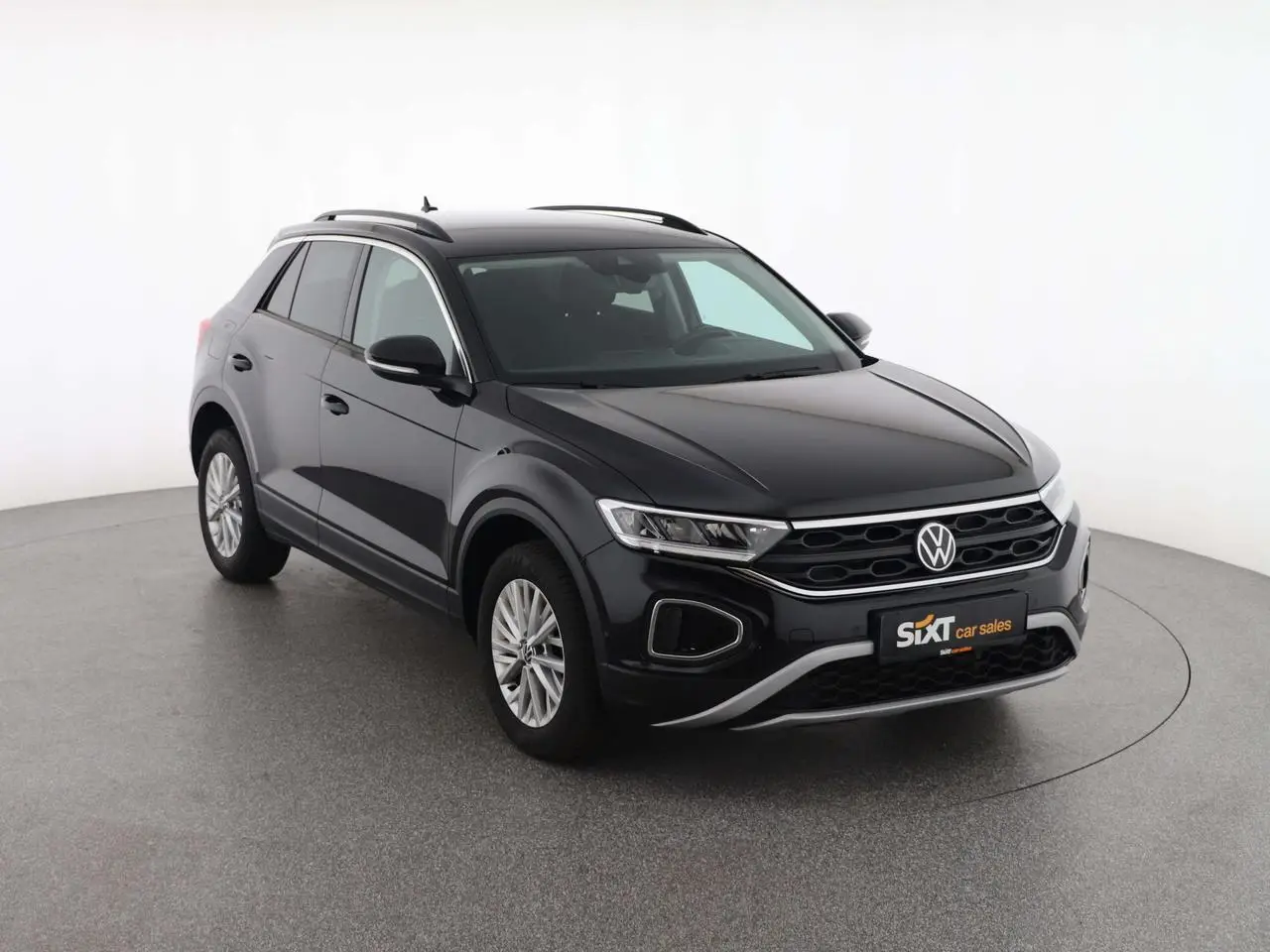 Photo 1 : Volkswagen T-roc 2022 Essence