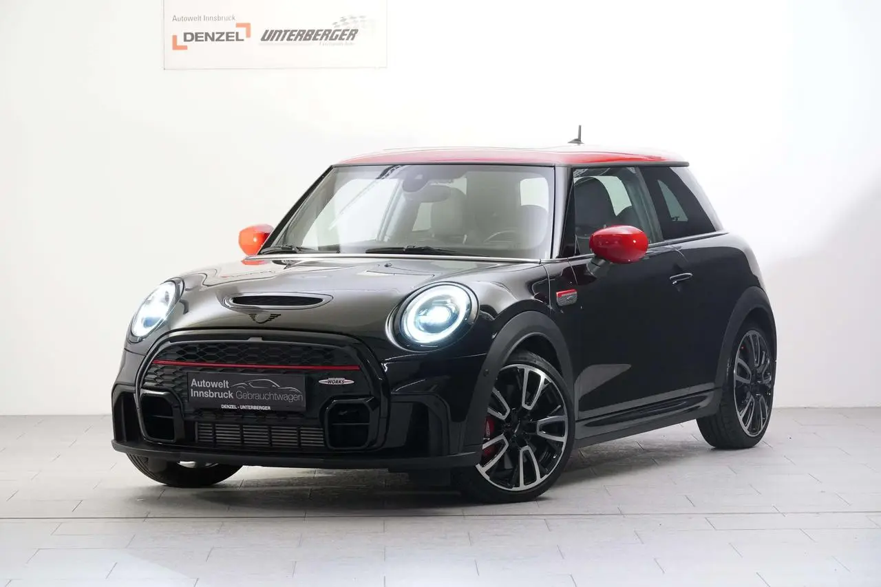 Photo 1 : Mini John Cooper Works 2023 Essence