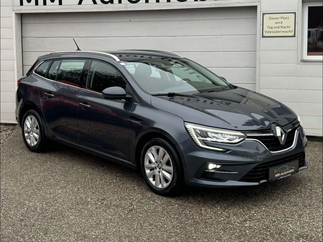 Photo 1 : Renault Megane 2022 Diesel