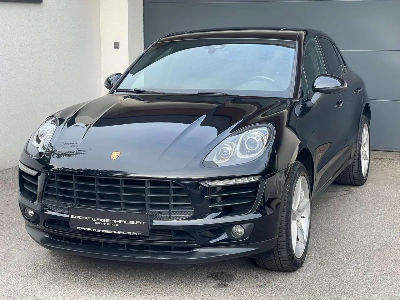 Photo 1 : Porsche Macan 2018 Petrol