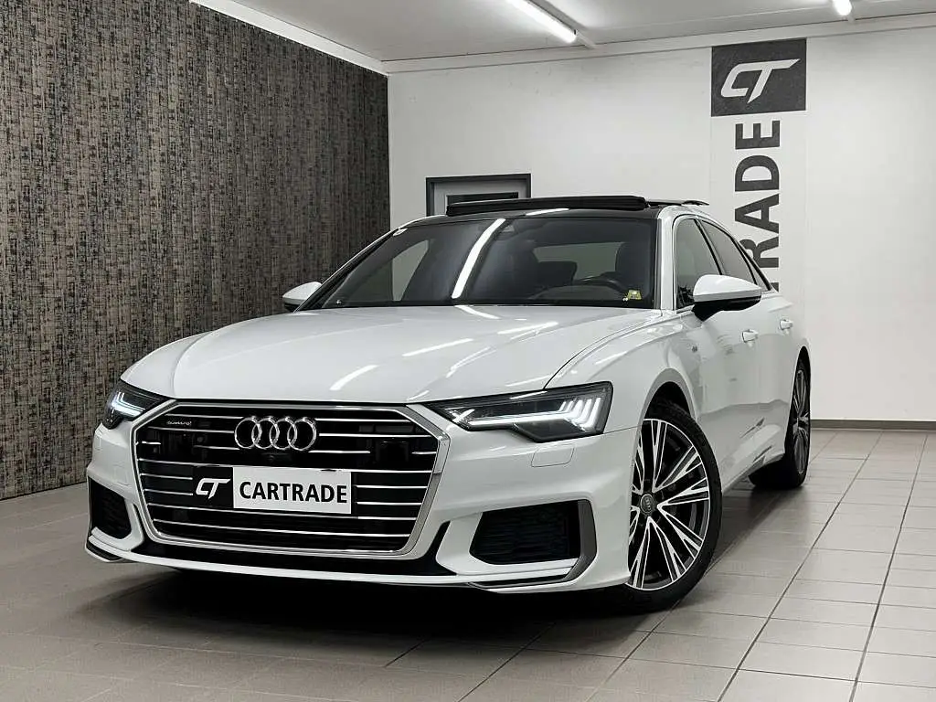 Photo 1 : Audi A6 2018 Hybrid