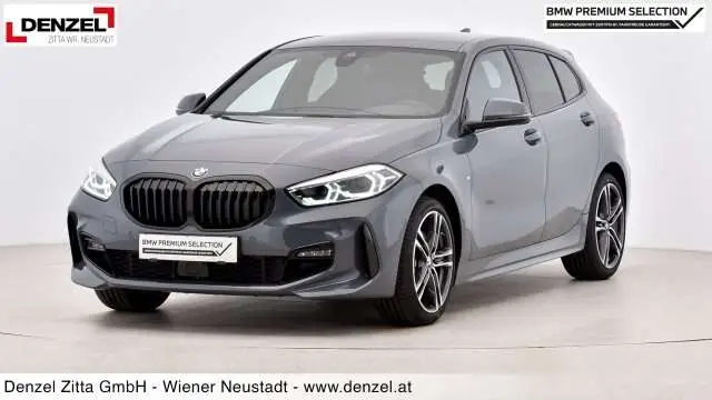 Photo 1 : Bmw Serie 1 2023 Petrol