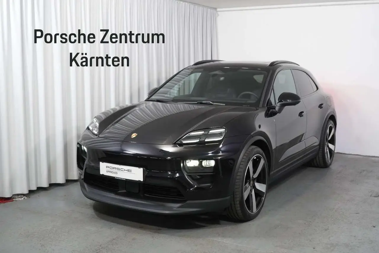 Photo 1 : Porsche Macan 2024 Electric