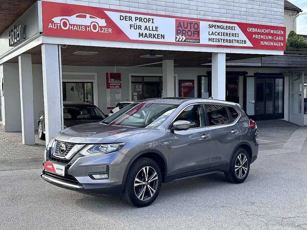 Photo 1 : Nissan X-trail 2019 Essence