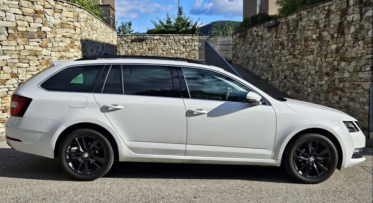 Photo 1 : Skoda Octavia 2019 Diesel