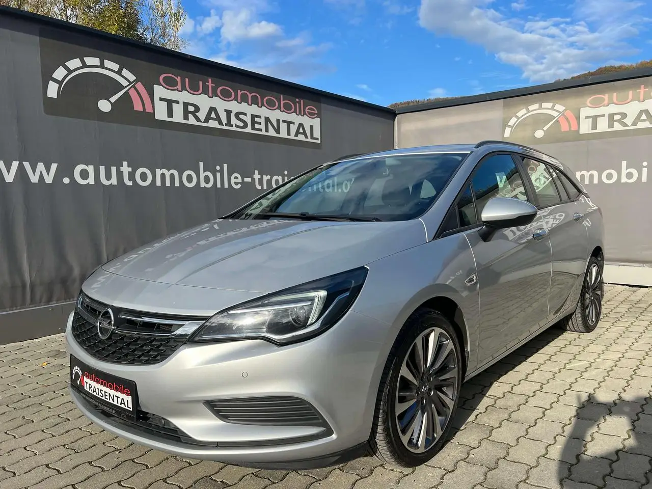 Photo 1 : Opel Astra 2018 Diesel