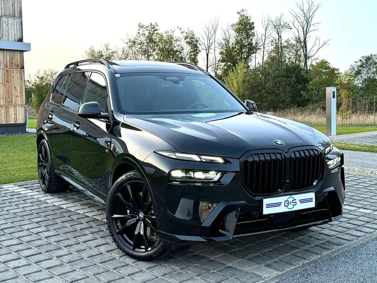 Photo 1 : Bmw X7 2024 Petrol