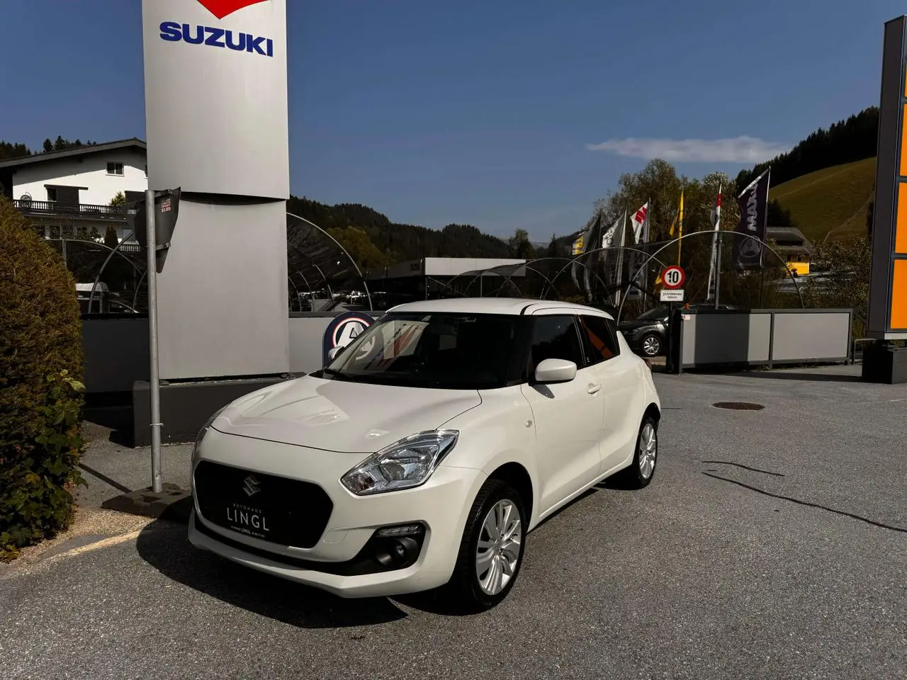 Photo 1 : Suzuki Swift 2020 Essence