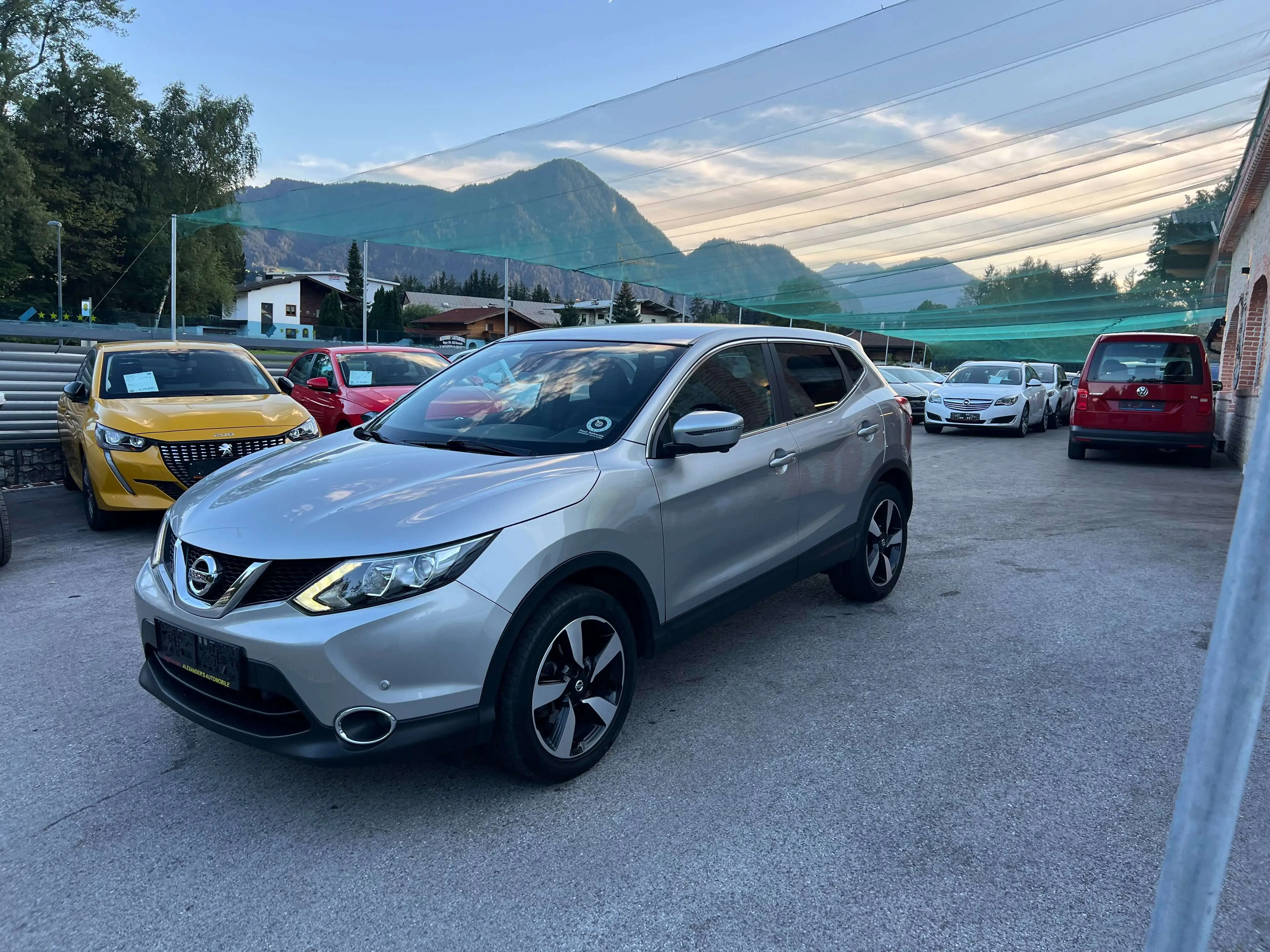 Photo 1 : Nissan Qashqai 2017 Petrol