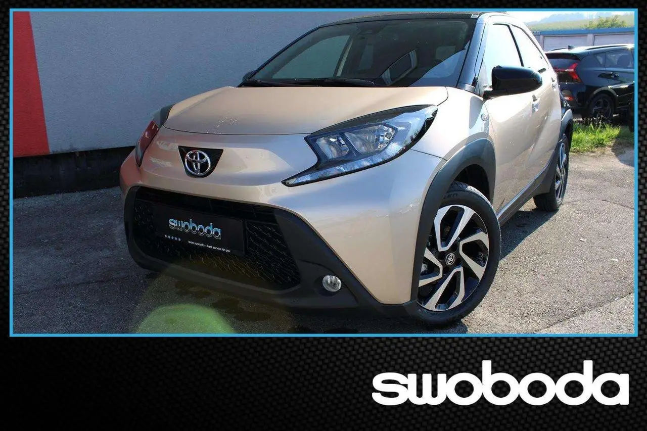 Photo 1 : Toyota Aygo X 2024 Essence