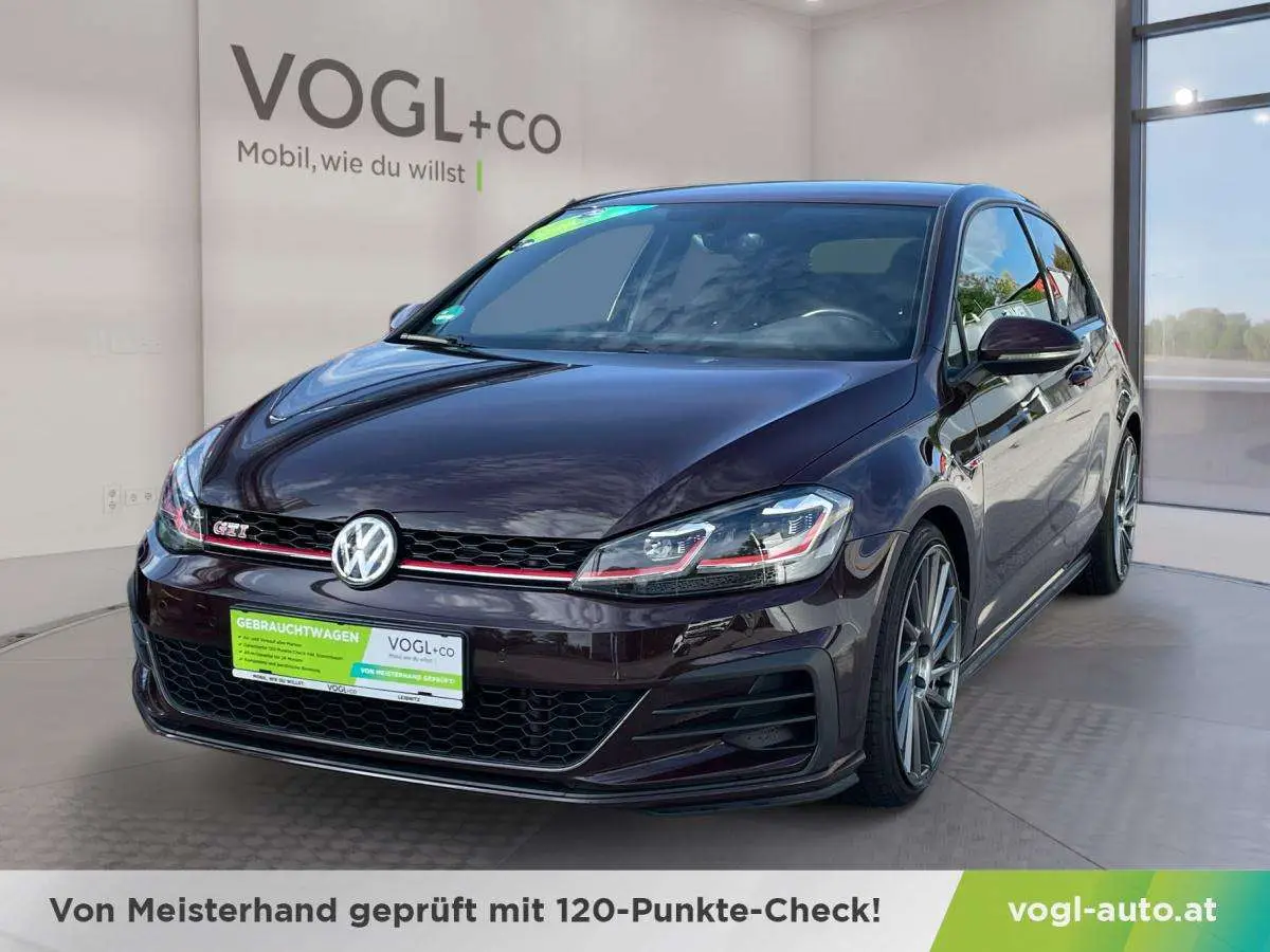 Photo 1 : Volkswagen Golf 2018 Non renseigné