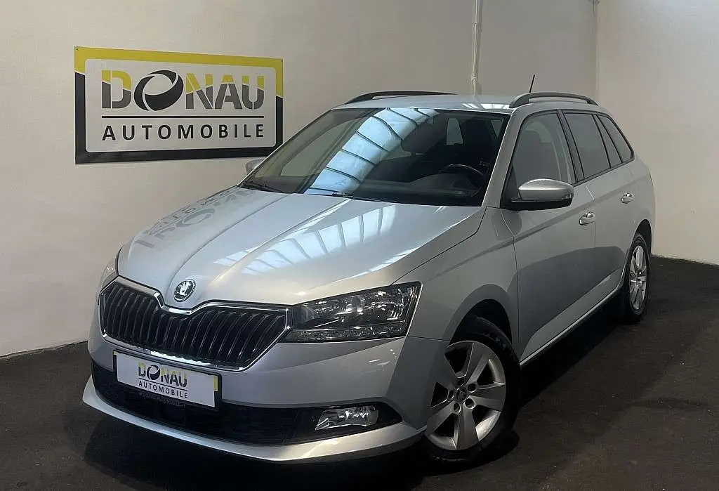 Photo 1 : Skoda Fabia 2018 Essence