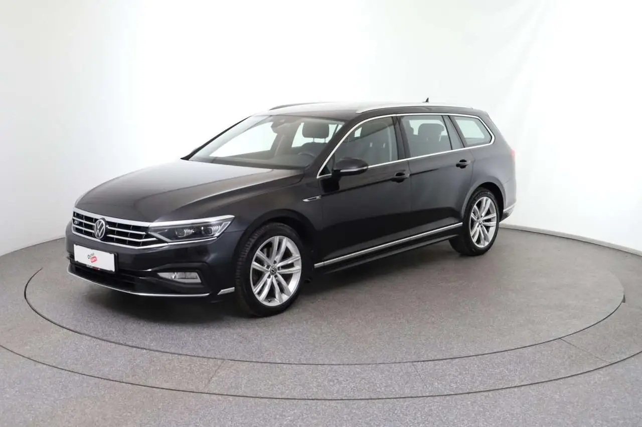 Photo 1 : Volkswagen Passat 2021 Diesel