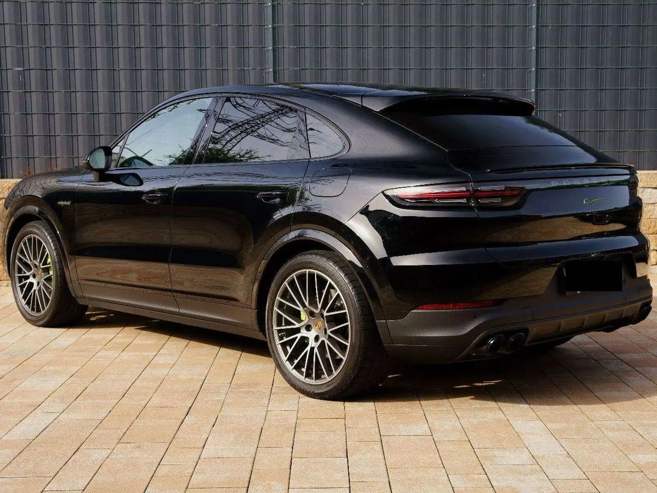 Photo 1 : Porsche Cayenne 2023 Hybride