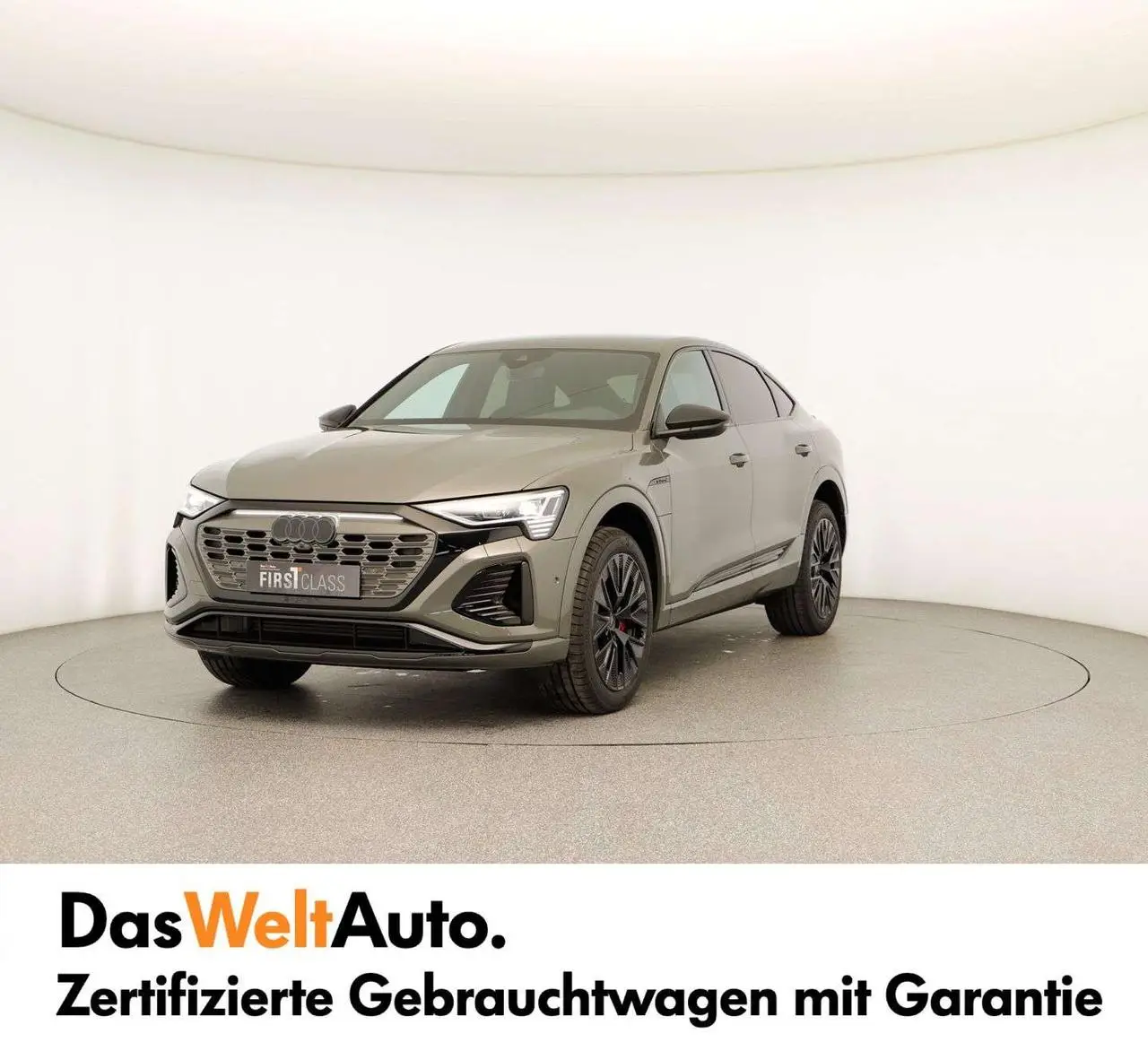 Photo 1 : Audi Q8 2024 Électrique