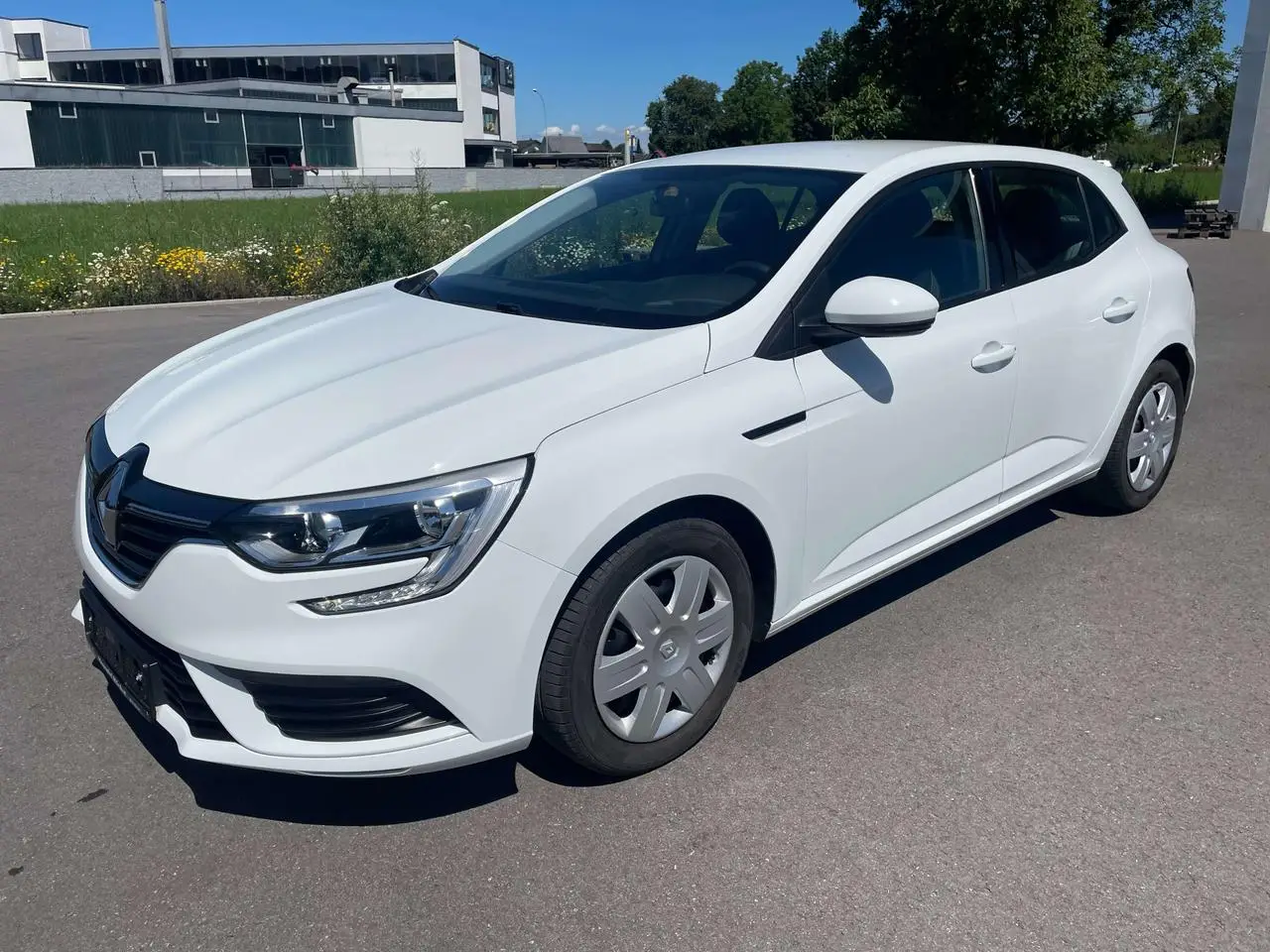 Photo 1 : Renault Megane 2019 Petrol