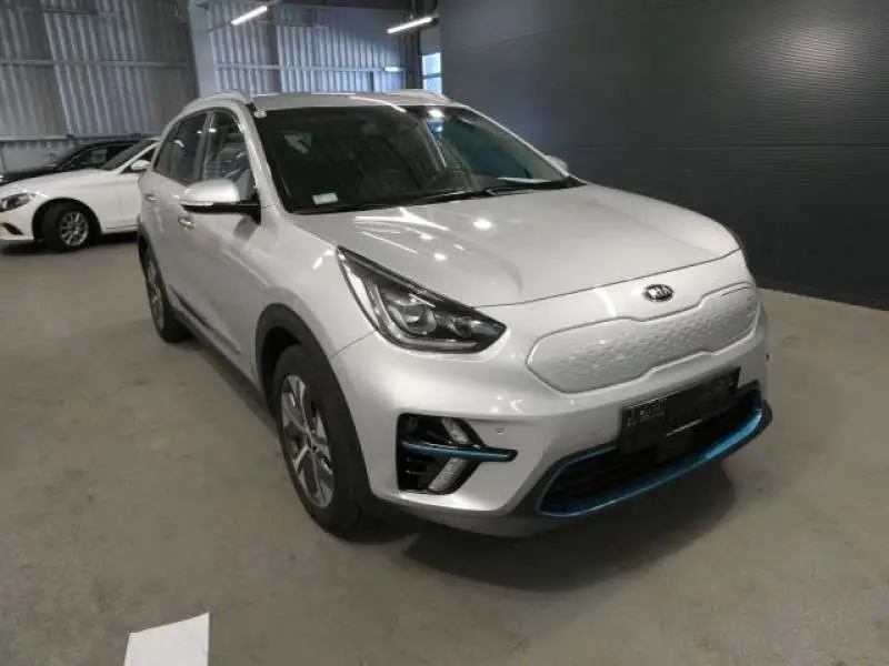 Photo 1 : Kia Niro 2020 Électrique