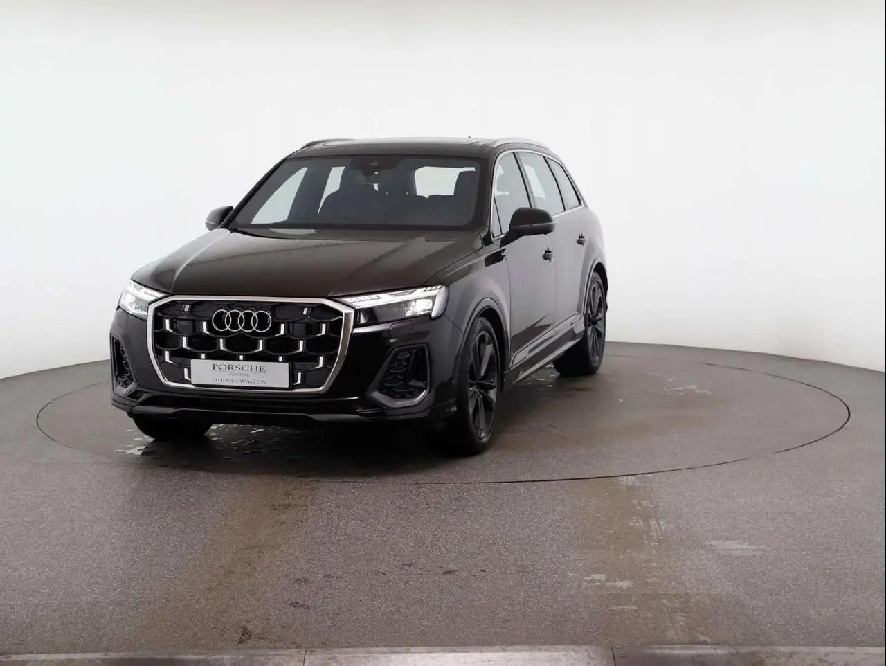 Photo 1 : Audi Q7 2024 Diesel