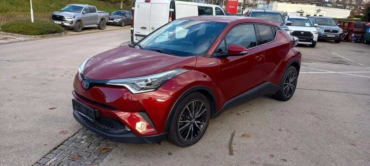 Photo 1 : Toyota C-hr 2018 Essence