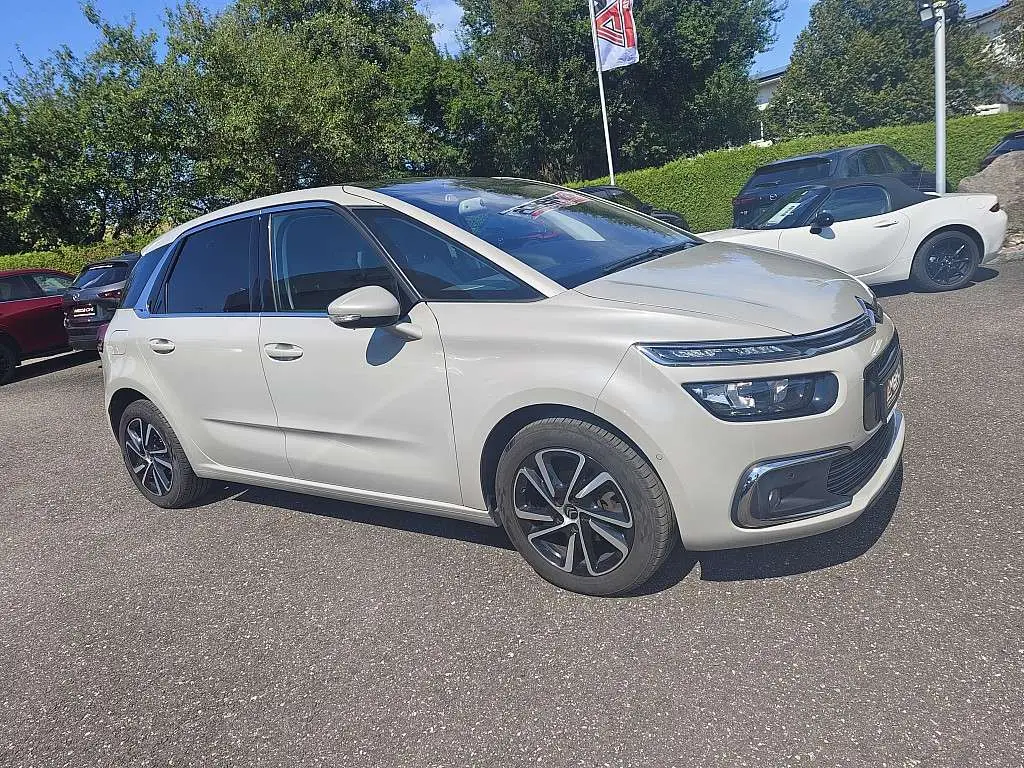 Photo 1 : Citroen C4 2017 Petrol