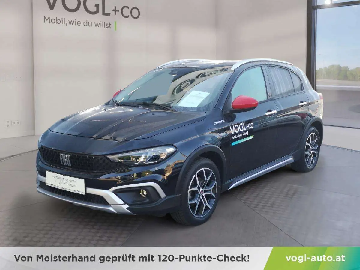 Photo 1 : Fiat Tipo 2022 Petrol