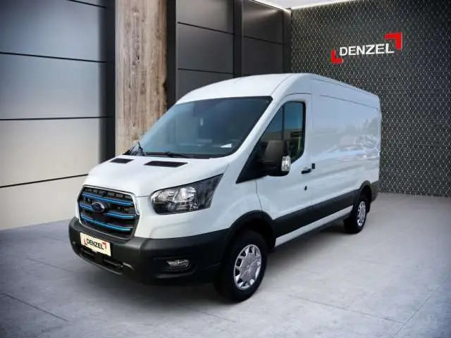 Photo 1 : Ford E-transit 2023 Electric