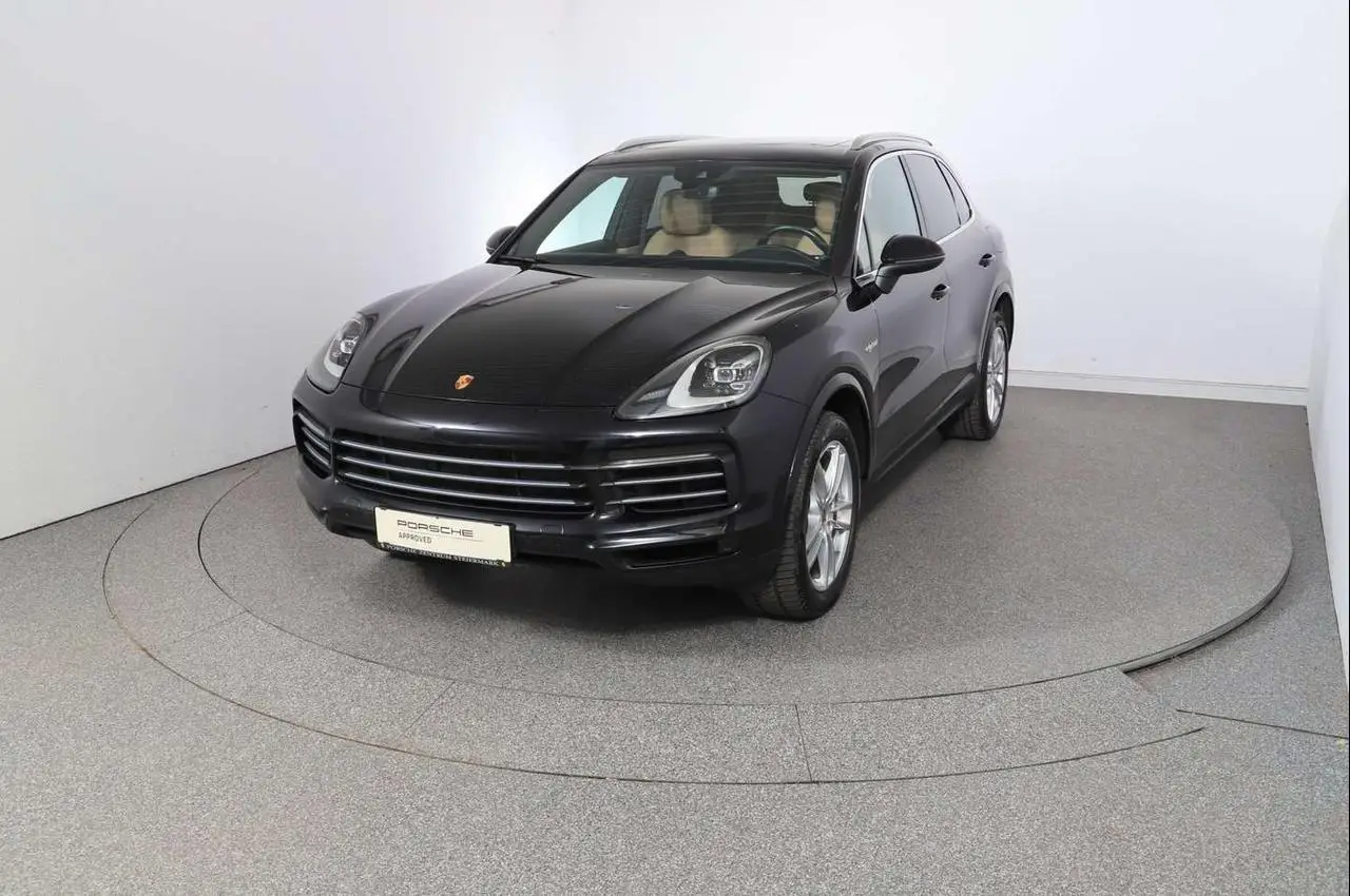 Photo 1 : Porsche Cayenne 2019 Hybrid