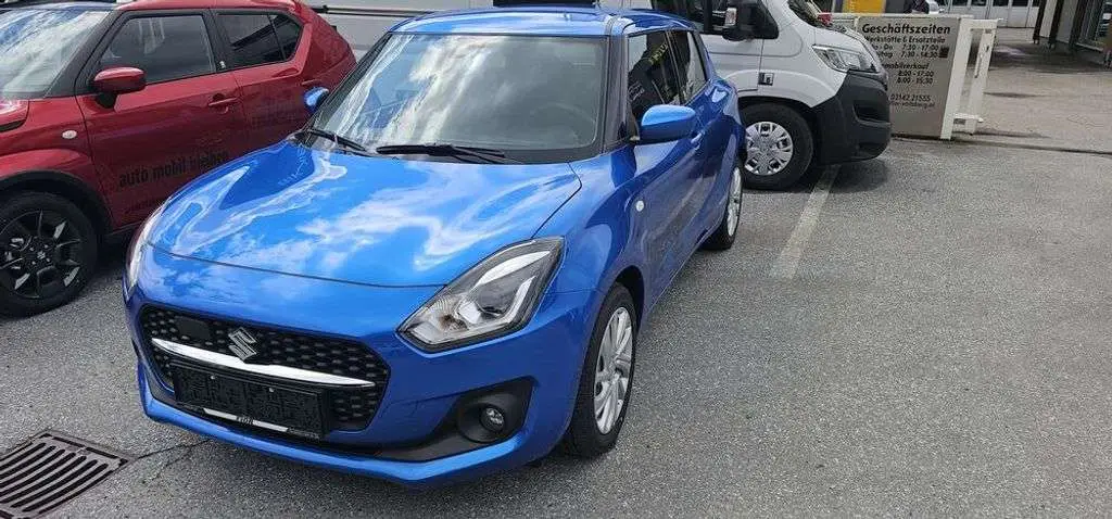 Photo 1 : Suzuki Swift 2024 Essence