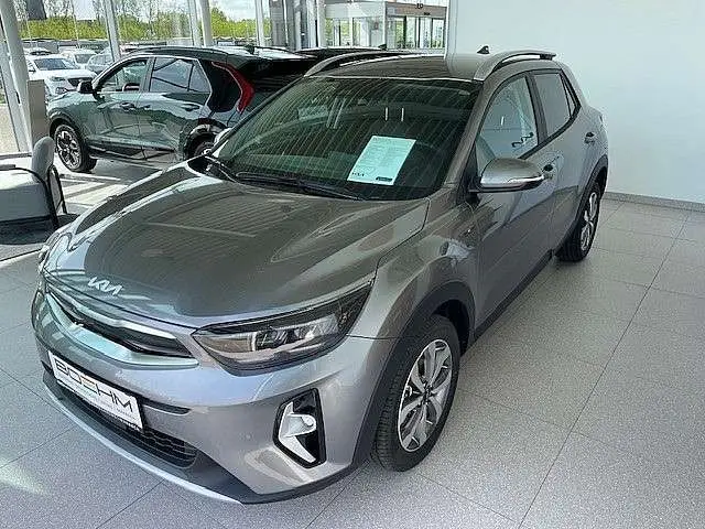 Photo 1 : Kia Stonic 2024 Petrol