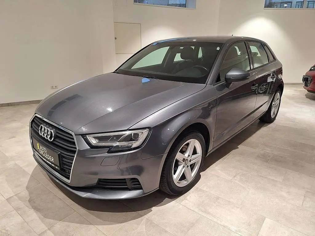 Photo 1 : Audi A3 2019 Diesel