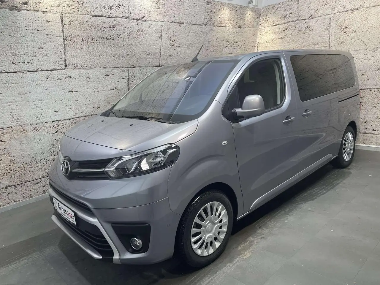 Photo 1 : Toyota Proace 2023 Diesel