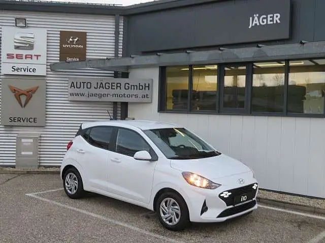 Photo 1 : Hyundai I10 2023 Petrol