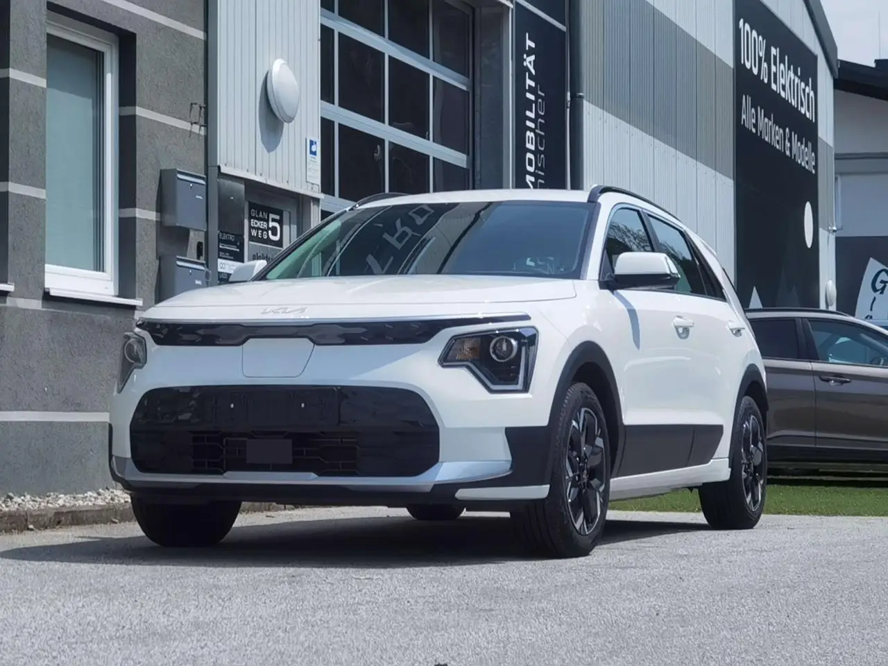 Photo 1 : Kia E-niro 2023 Electric