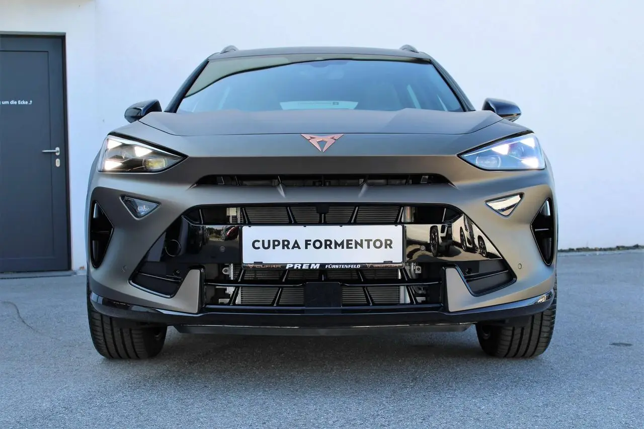 Photo 1 : Cupra Formentor 2024 Hybrid